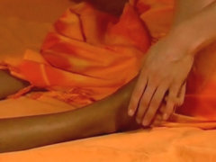 TouchTheBody Video: Tantra Lesbian Massage