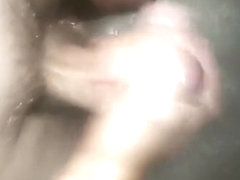 Jerking off in the shower and cuming