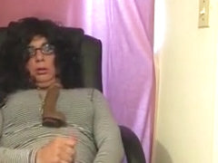 Demi cums watching BBC Sissy porn