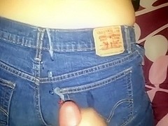 Cumming on wifes ass in jeans