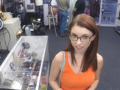 Babe in glasses screwed by pawnkeeper at the pawnshop