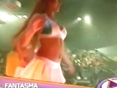 Hot dancer sluts upskirt on tv