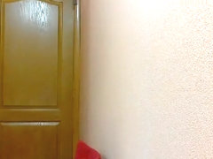 Sashkaa22 masturbates in front of webcam