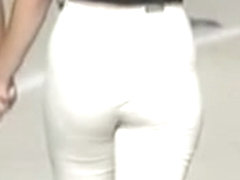 Girl in white cotton pants teases with her candid booty 04m