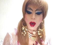 Sissy girl niclo sexy makeup after smoking 2