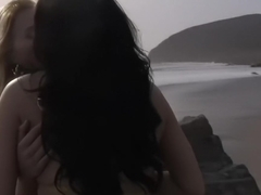 Natalia Rogue and Vicky Chase - Blowjob on the Beach