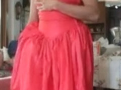 Con mi Vestido rojo de Quinceaniera