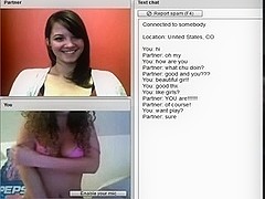 Great hotty at work   chatroulette