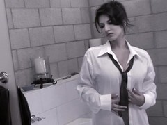 Sunny Leone is undressing for her morning shower