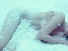 White Bird in a Blizzard (2014) Eva Green
