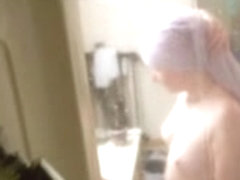 Voyeur Video of ex-girlfriend after shower - nice ASS!!!!