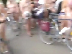 world naked bike ride in melbourne 1